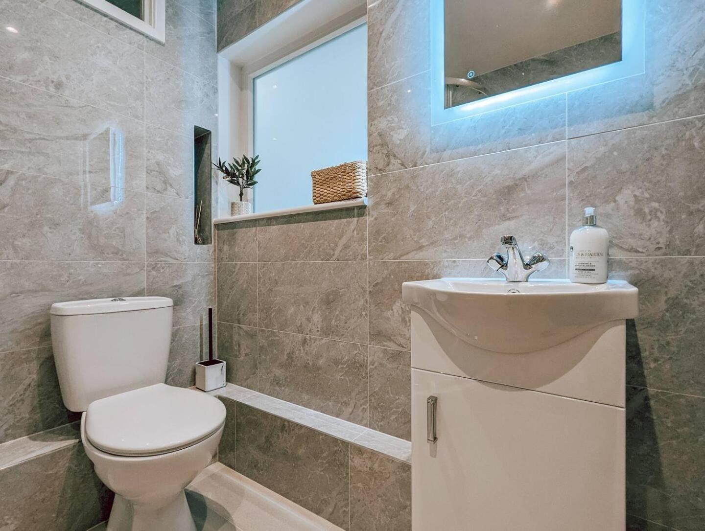 The Springwell Apartment Near Farringdon Лондон Екстериор снимка